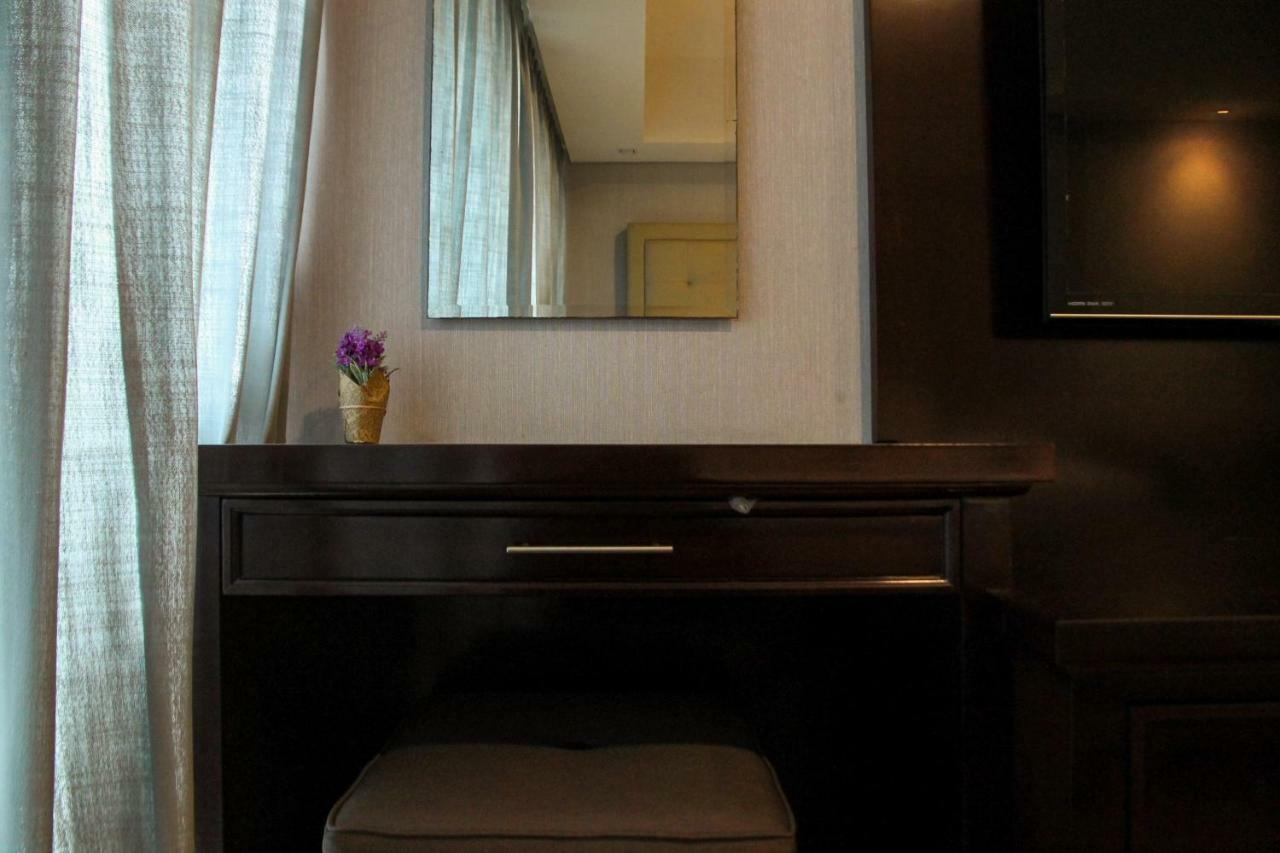 Elegant 1Br Kemang Village Apartment By Travelio Jakarta Exterior photo